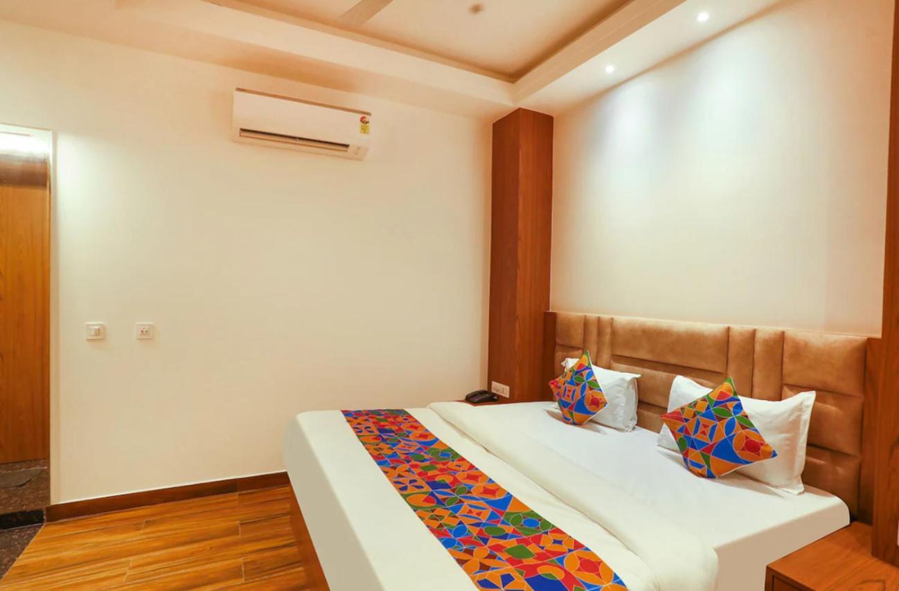 Hotel Swarn Bhoomi Kanpur Extérieur photo