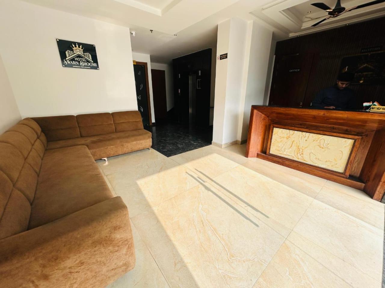 Hotel Swarn Bhoomi Kanpur Extérieur photo